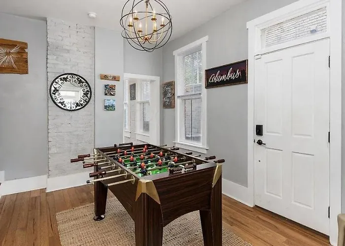 Boutique Italian Village Osu 4br 4 Parking Holiday home Columbus