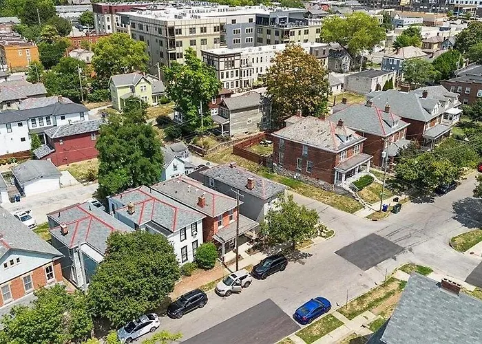 Boutique Italian Village Osu 4br 4 Parking *