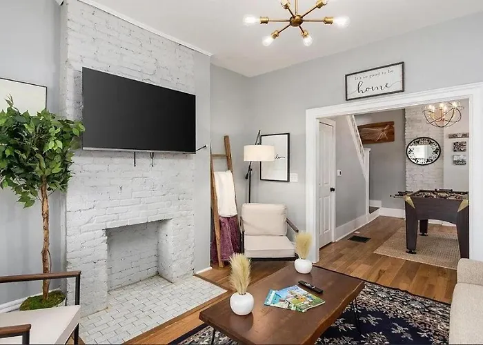 Holiday home Boutique Italian Village Osu 4br 4 Parking Columbus