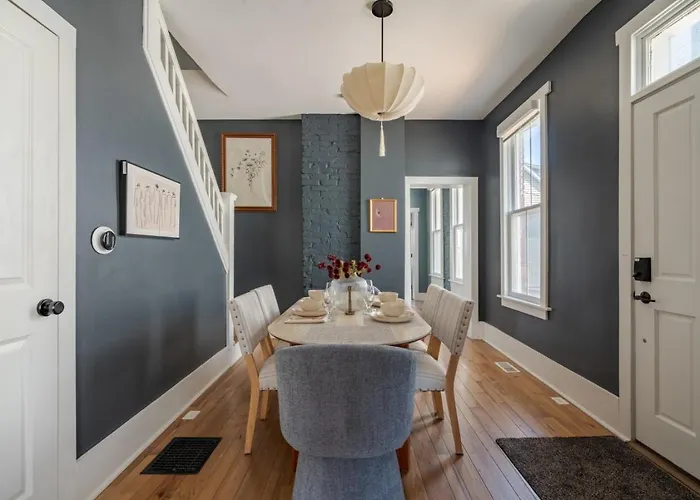 Сasa de vacaciones Boutique Italian Village Osu 4br 4 Parking Columbus