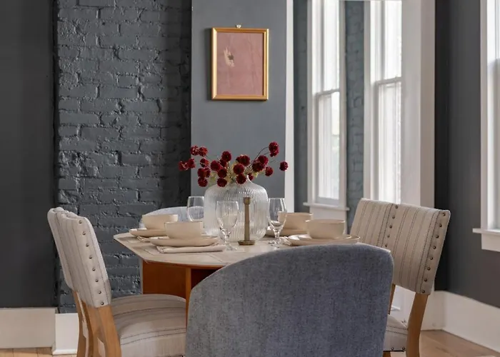Сasa de vacaciones Boutique Italian Village Osu 4br 4 Parking *